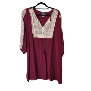 Miin Maroon Oversized Tunic with Cream Crochet Lace Bodice Size Large
